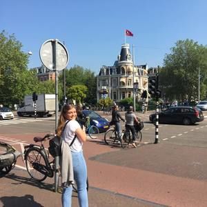 Meet your Posher, Meg